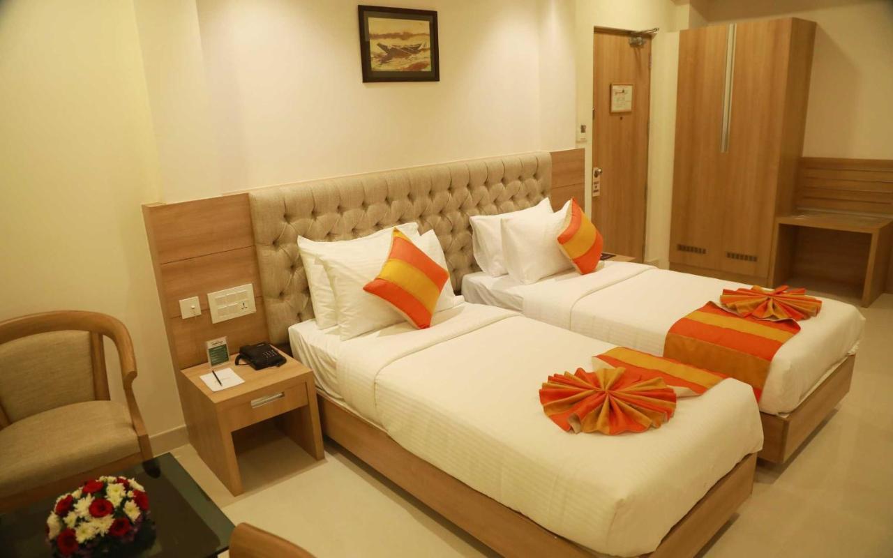 Hotel Anjali Park コッタヤム エクステリア 写真